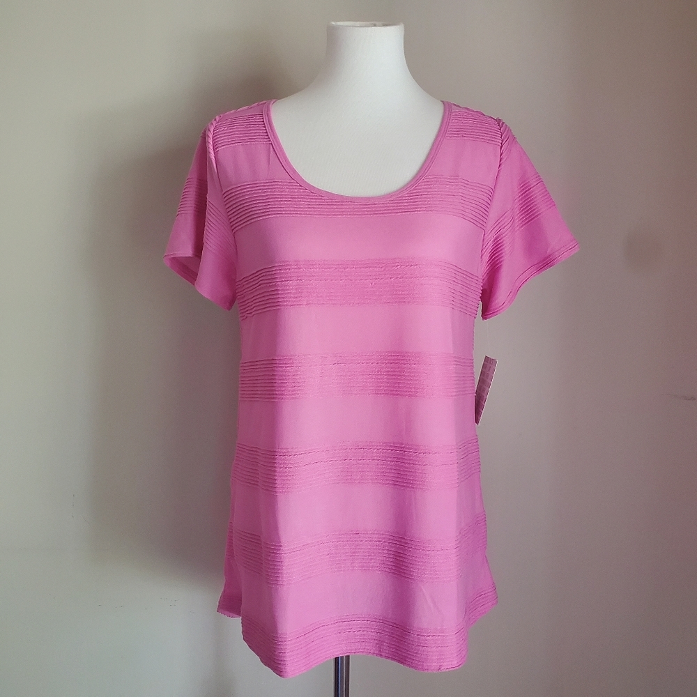 NWT LuLaRoe Classic T - Pink